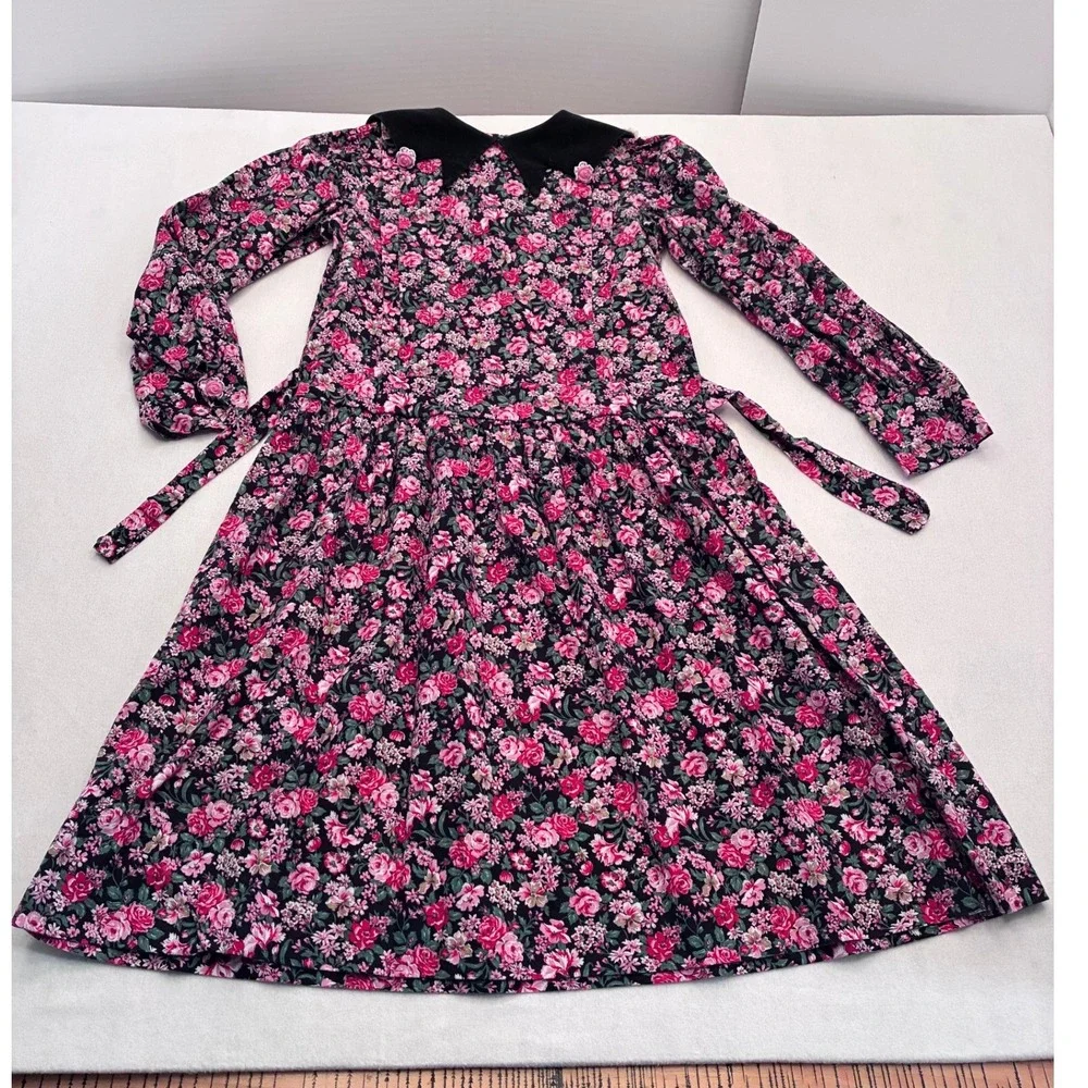 Vintage Chocolate Soup Girls Floral Dress Black Corduroy Collar Pink Roses USA